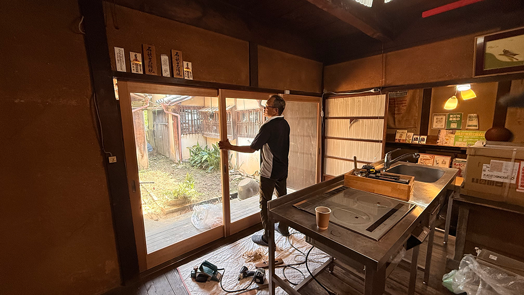 うだつの町並み・建具工房